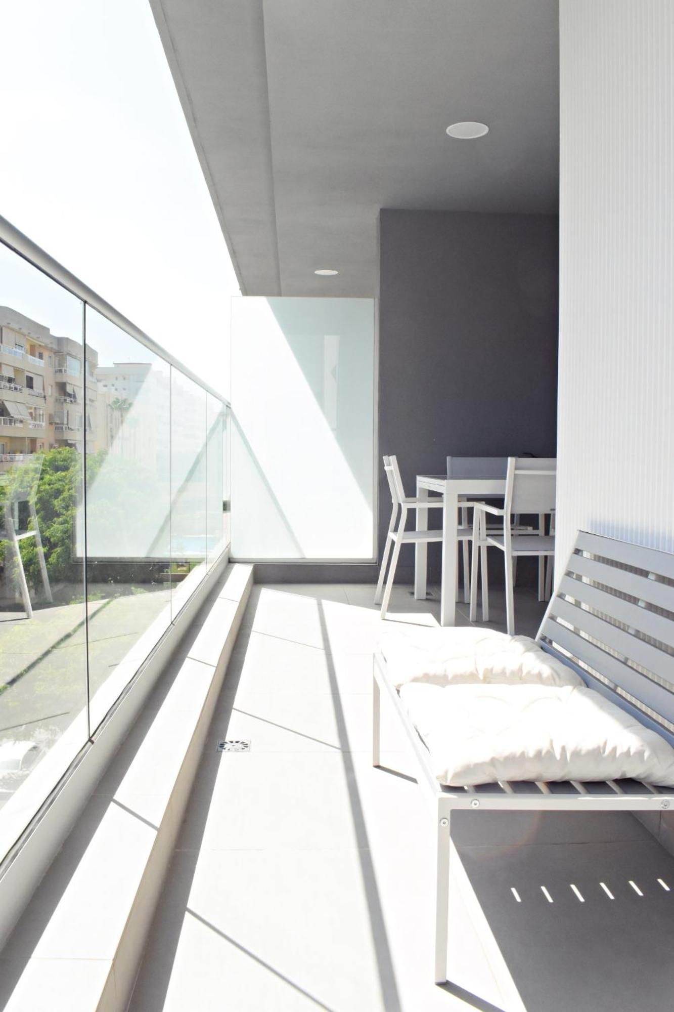 Amalia'S Home: Luminoso Apartamento Muy Cerca De La Playa マラガ エクステリア 写真